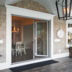 all about retractable screens